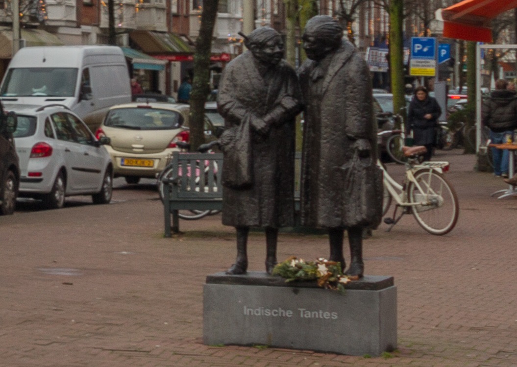 De Indische tantes Harry van Reeken